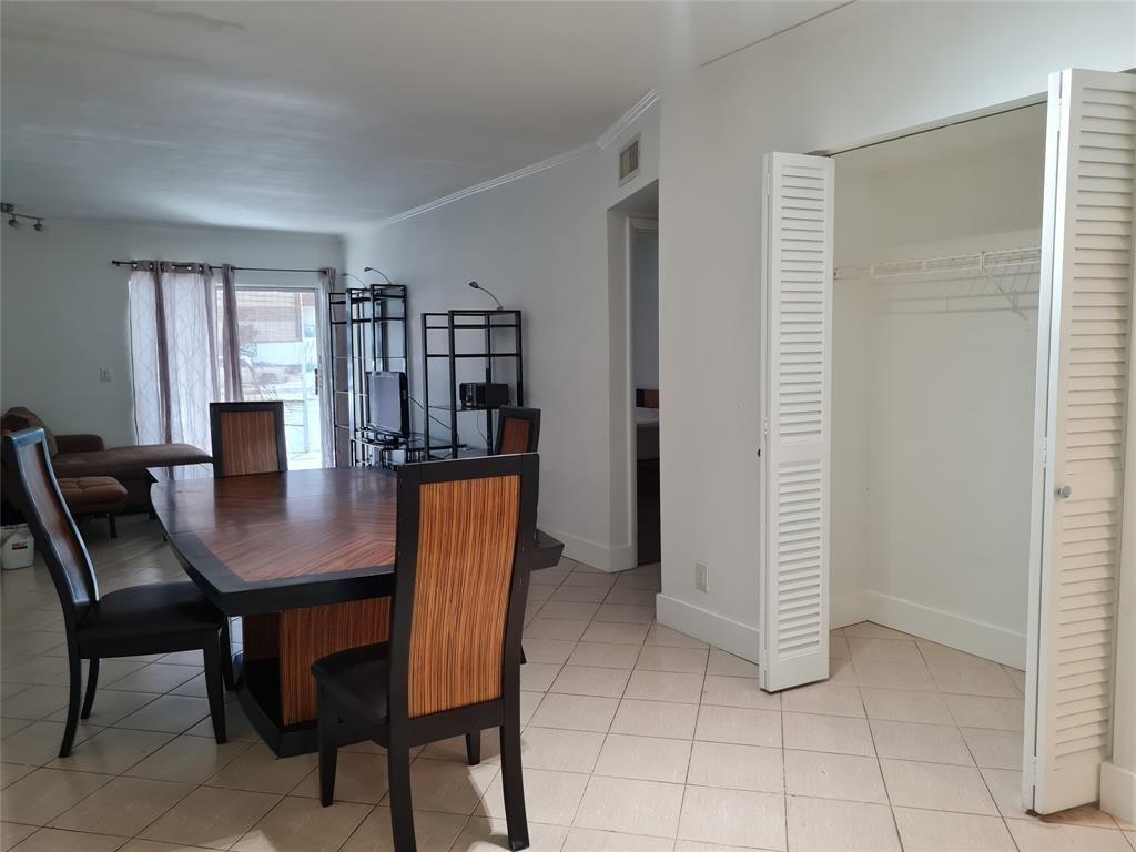 300 Golden Isles Drive 104 Property Photo 12