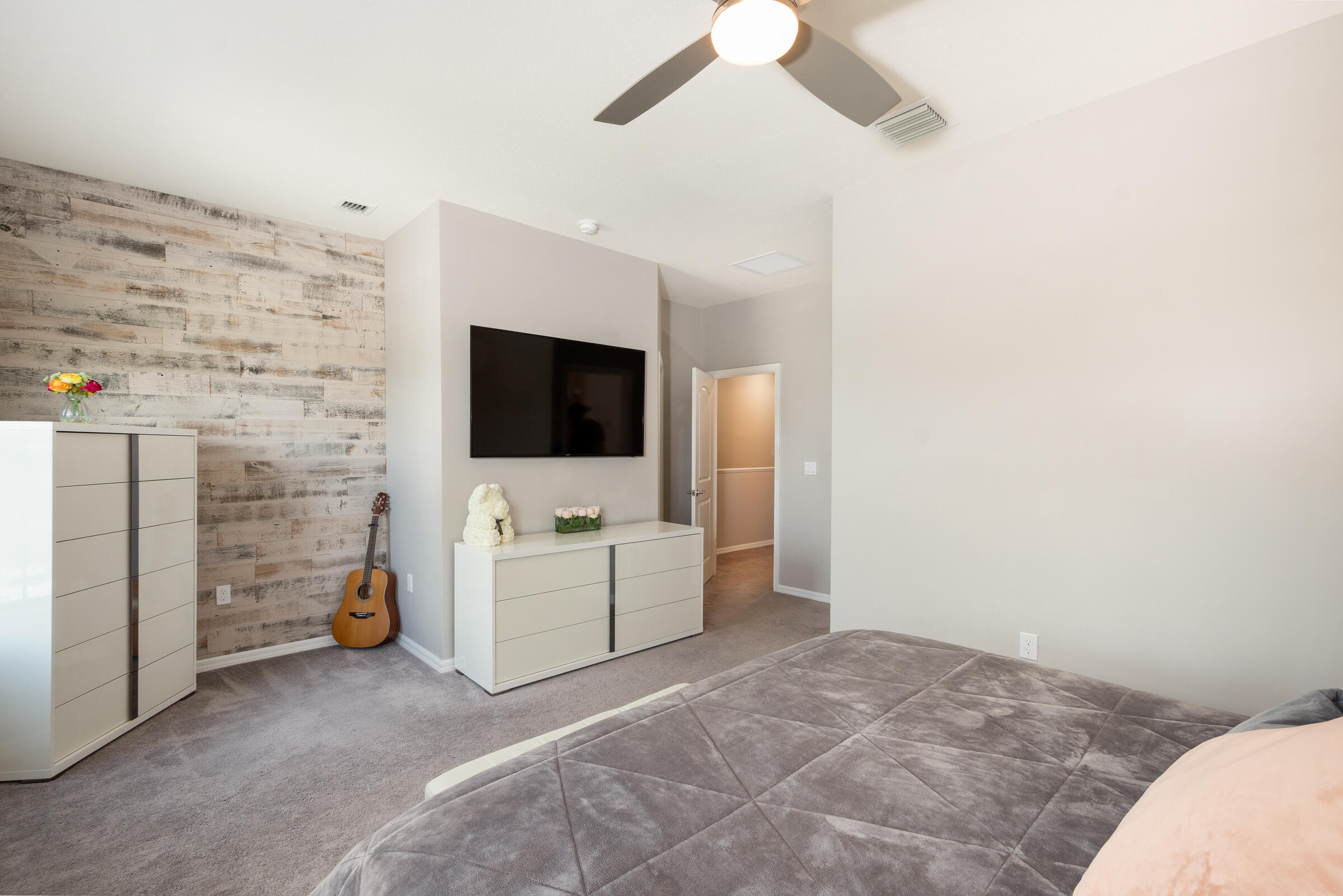 4486 Appleton Circle W Property Photo 11