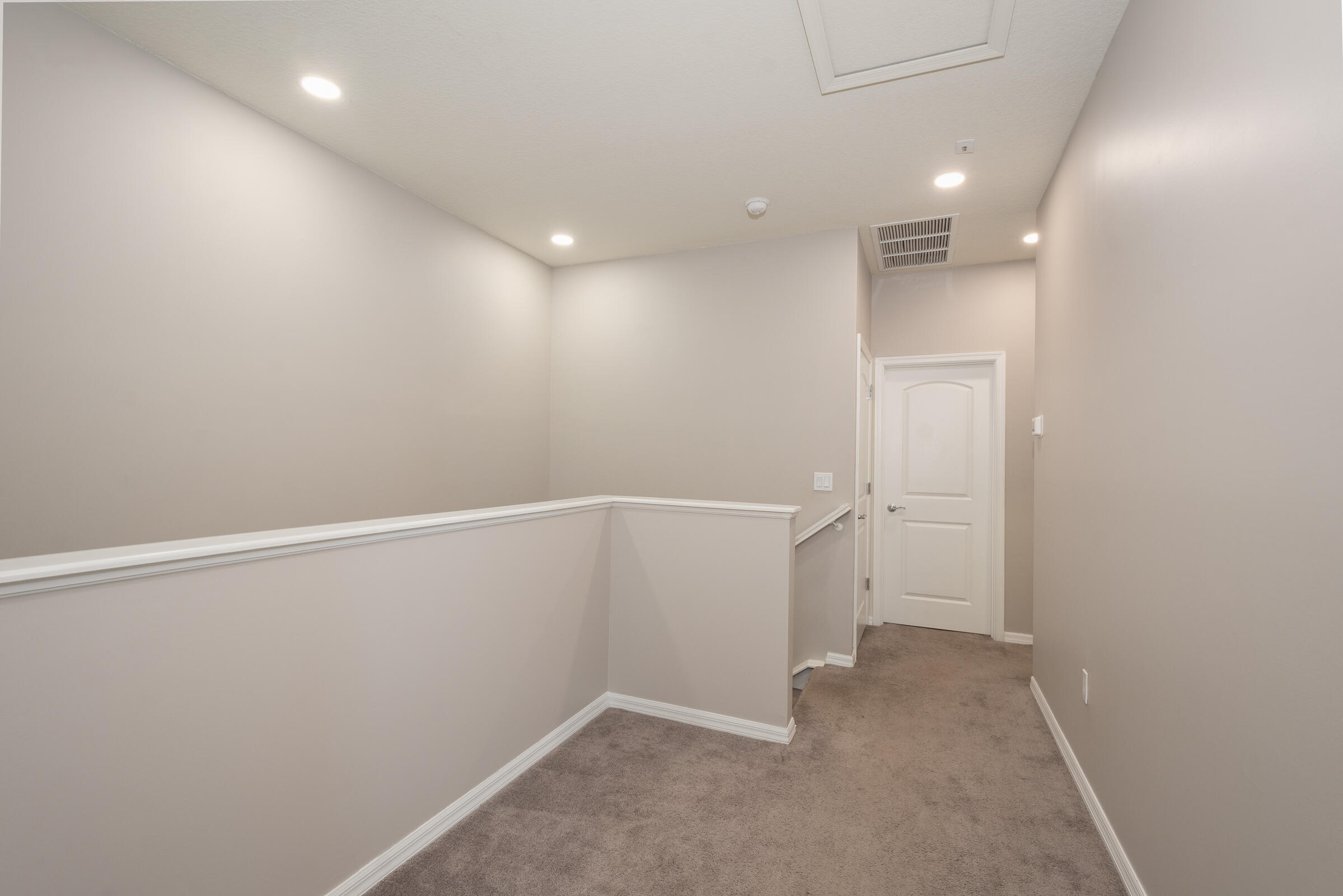 4486 Appleton Circle W Property Photo 14