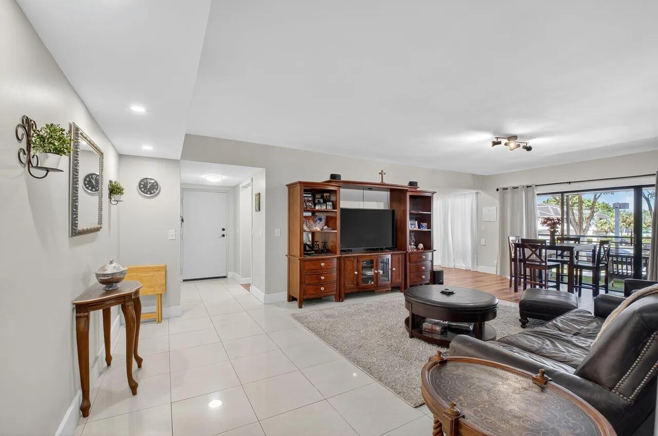 6342 Longboat Lane W 201 Property Photo 13