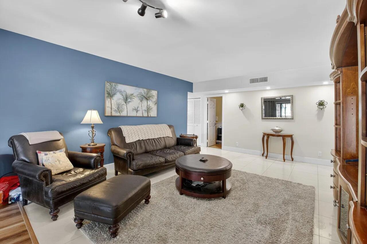 6342 Longboat Lane W 201 Property Photo 16