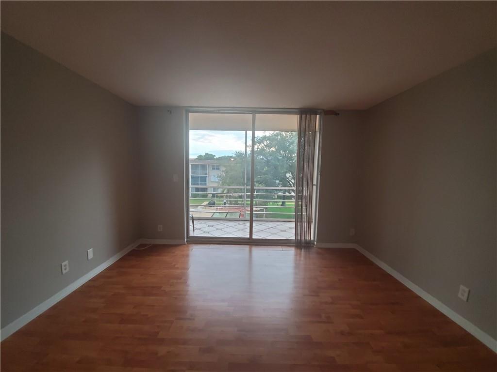 4500 N Federal Highway 356g Property Photo 5