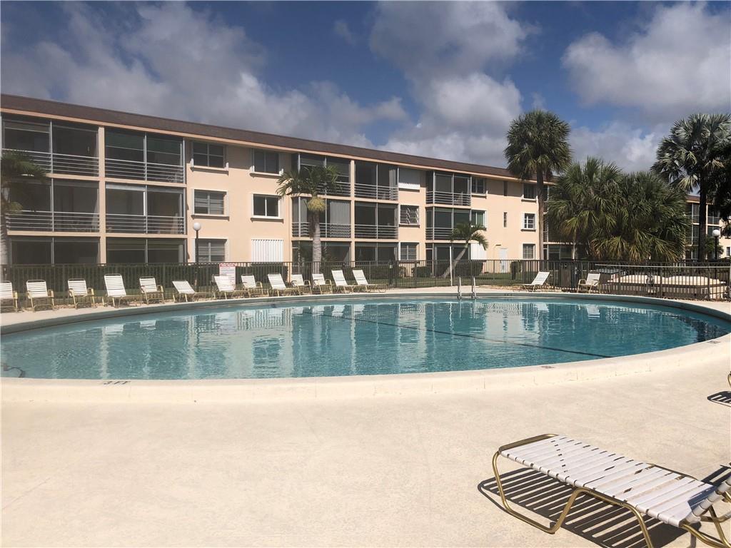 4500 N Federal Highway 356g Property Photo 13