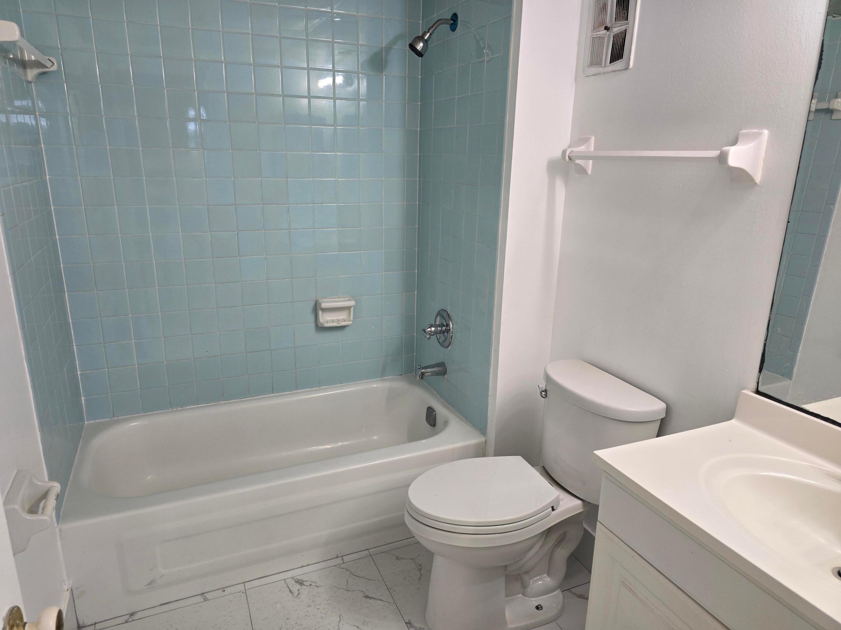 7900 Fairview Drive 206 Property Photo 8