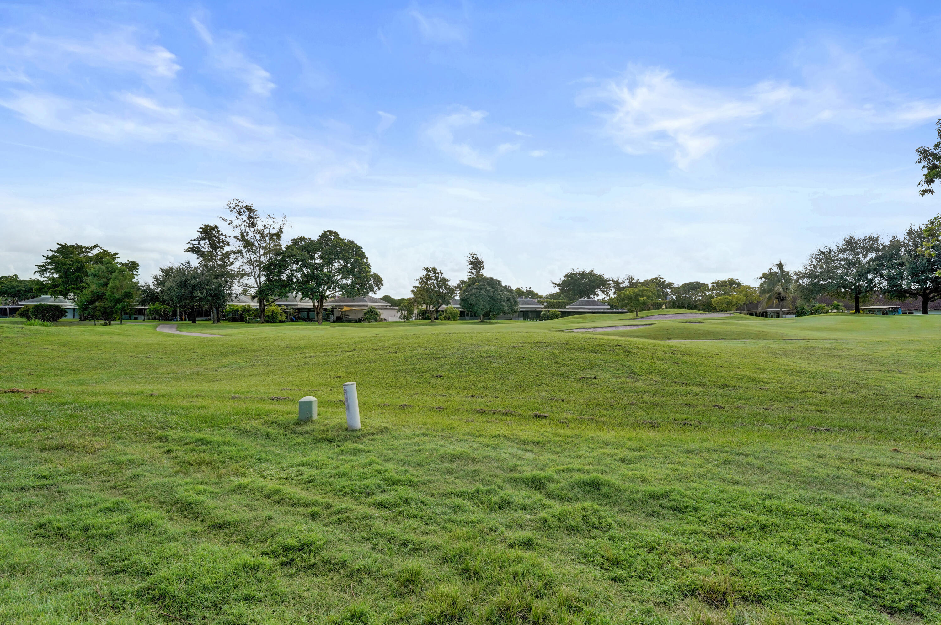 B26062610 Property Photo 55