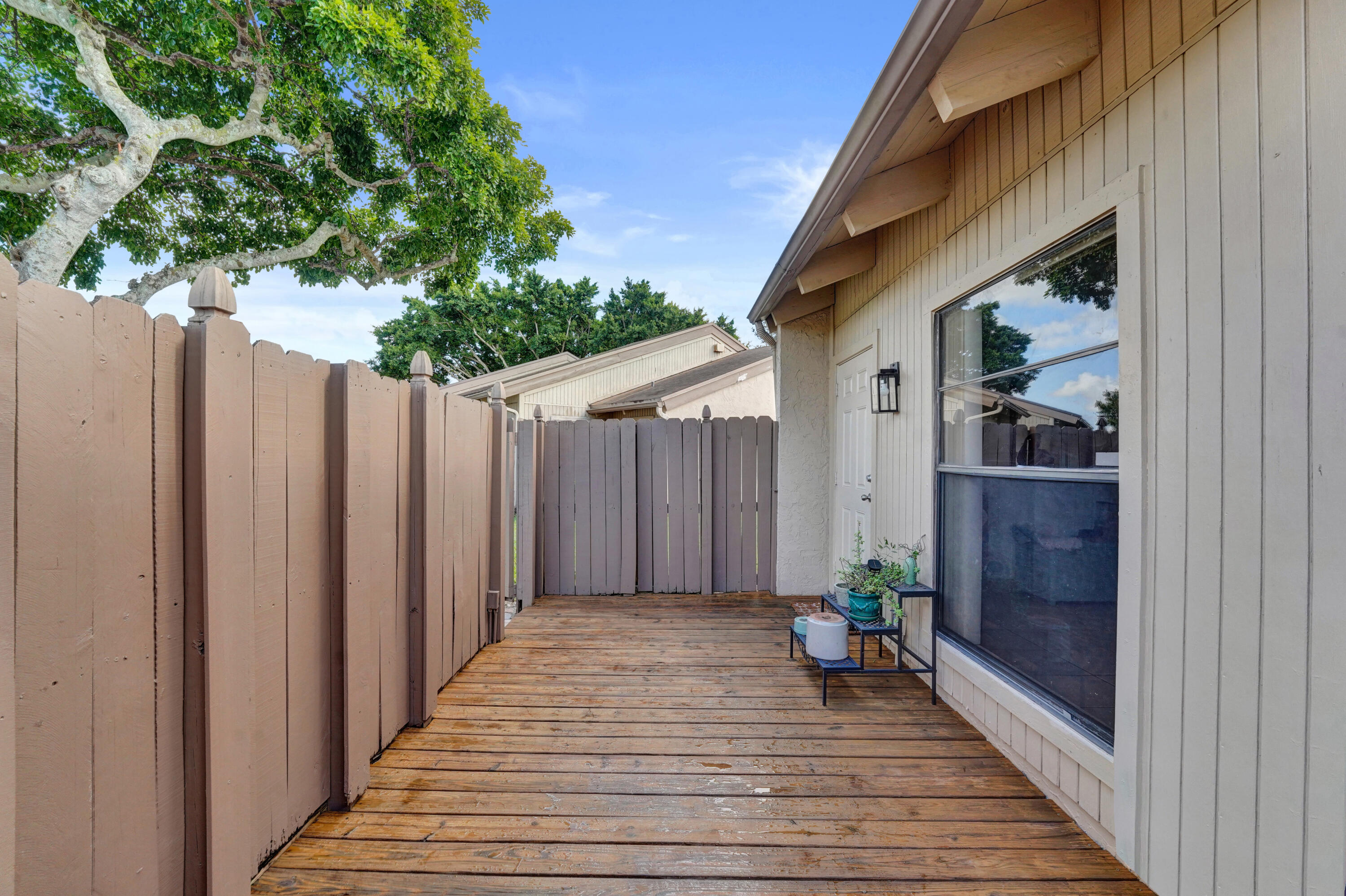 B26062610 Property Photo 62