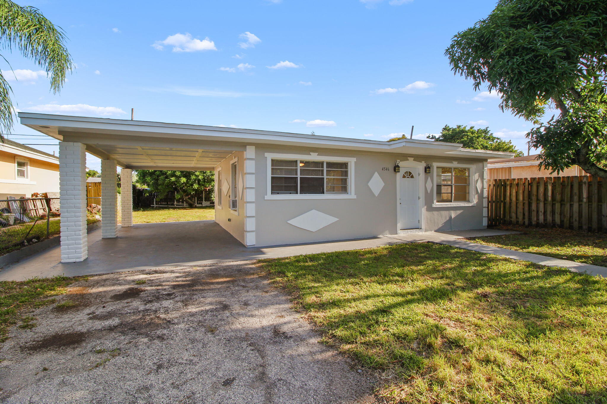 4546 Carver Street Property Photo 1