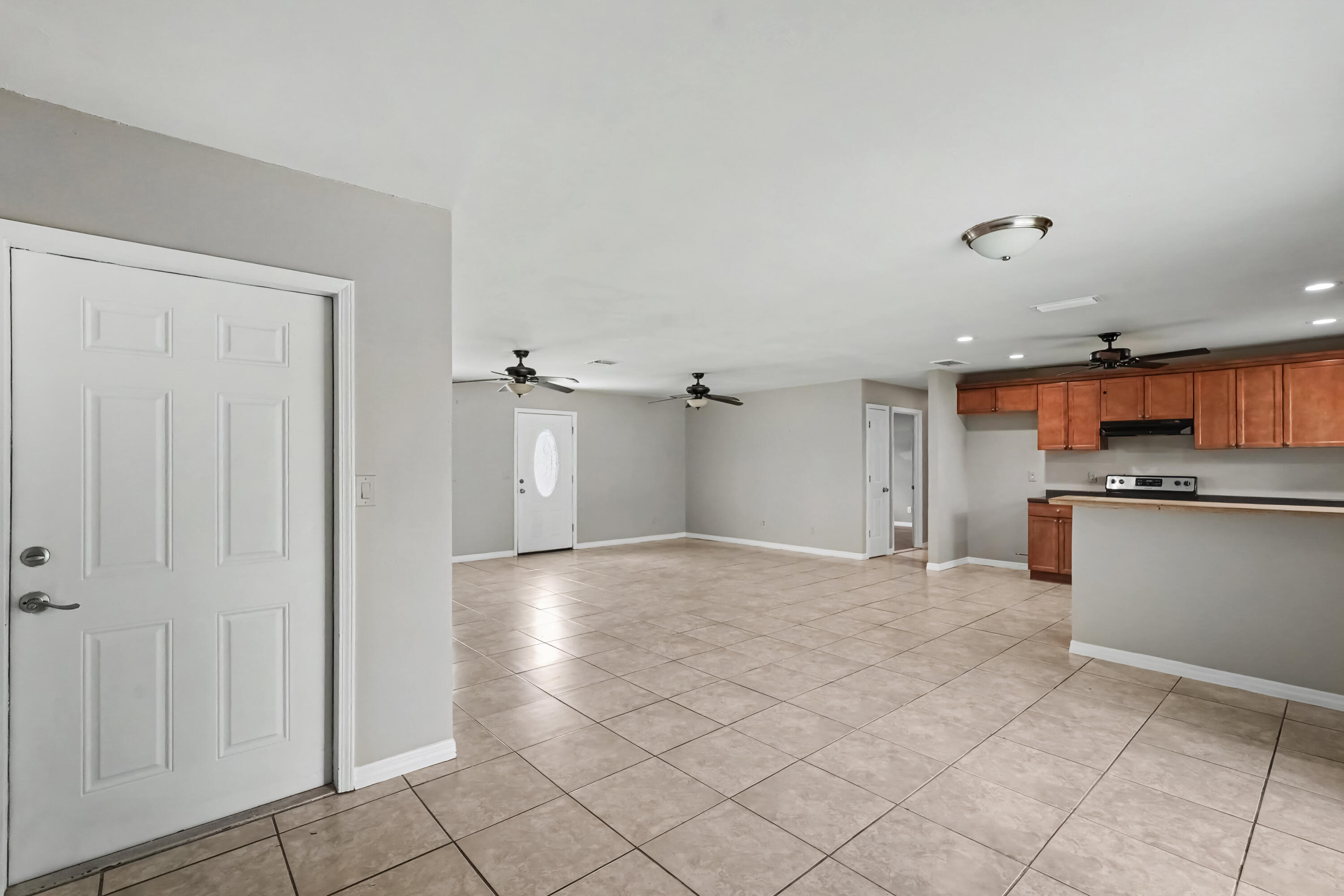 502 Ne Solida Circle Property Photo 7
