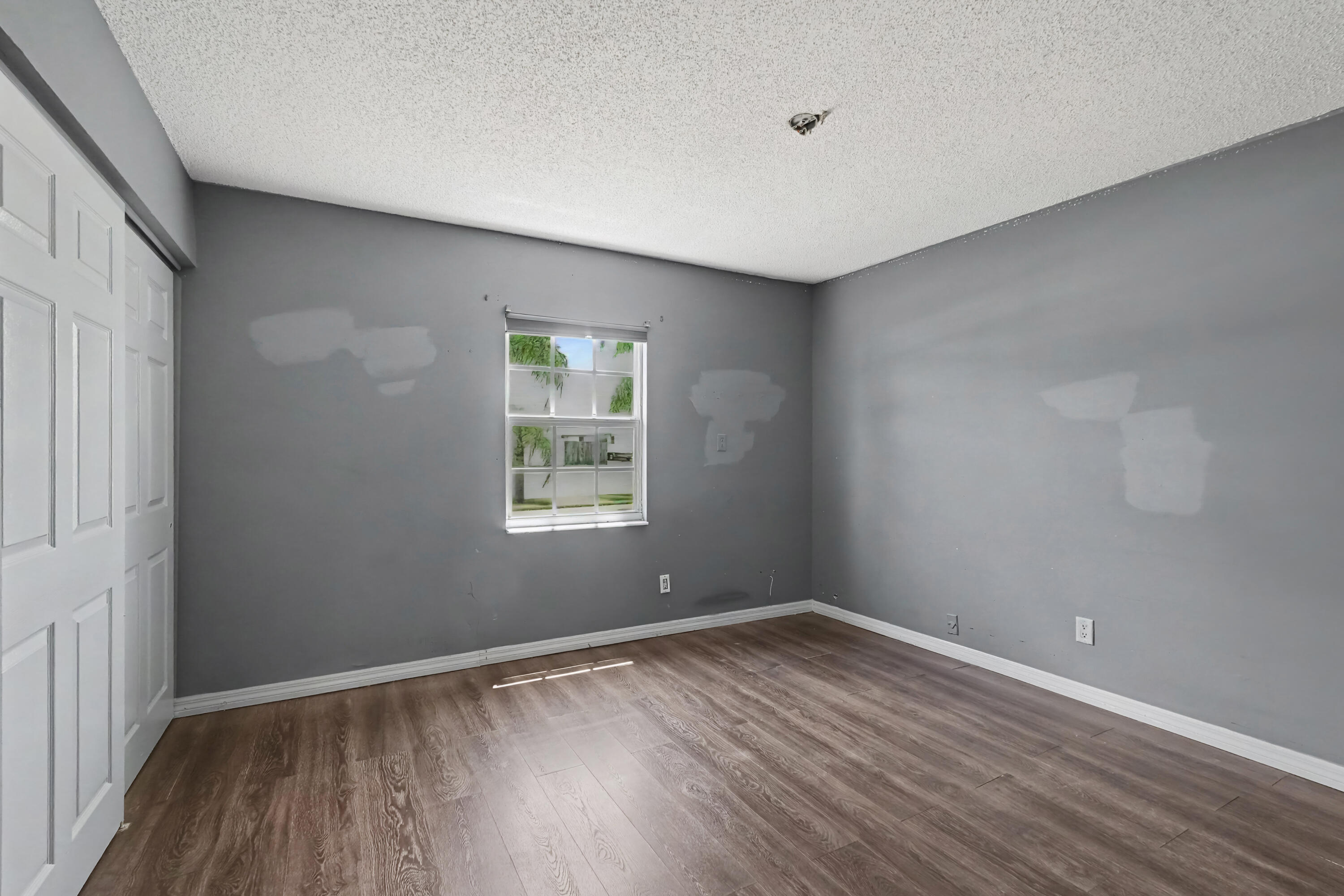 502 Ne Solida Circle Property Photo 10
