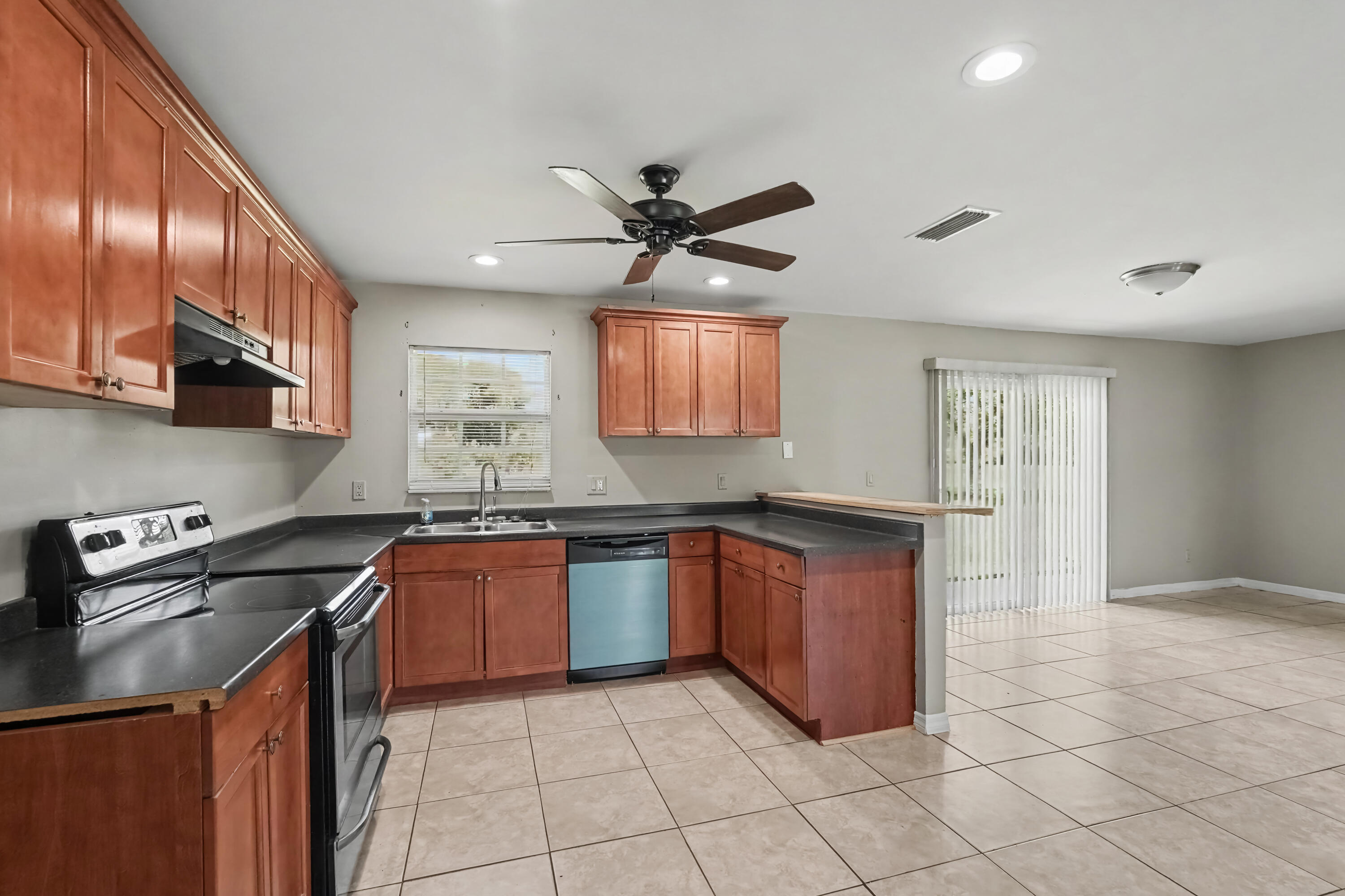 502 Ne Solida Circle Property Photo 23