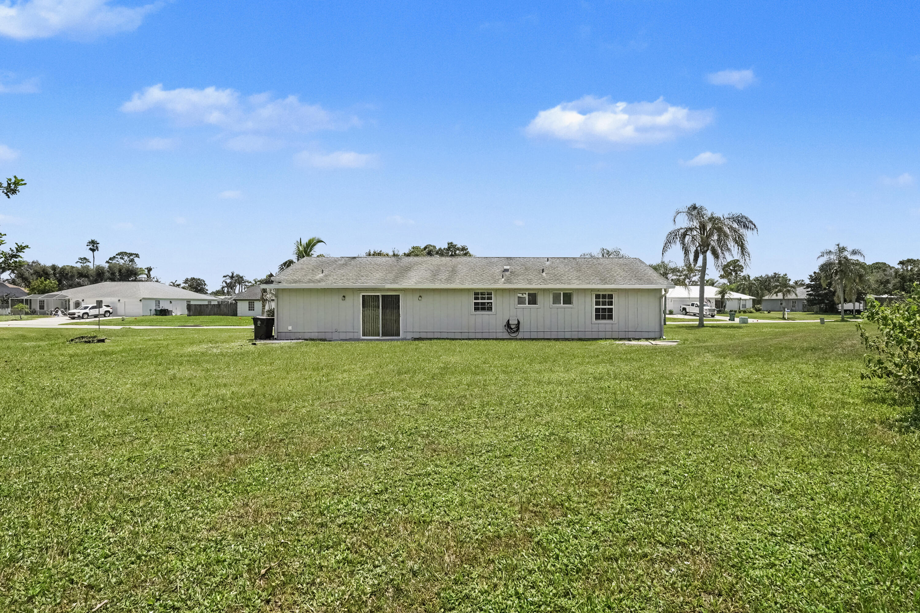 502 Ne Solida Circle Property Photo 28