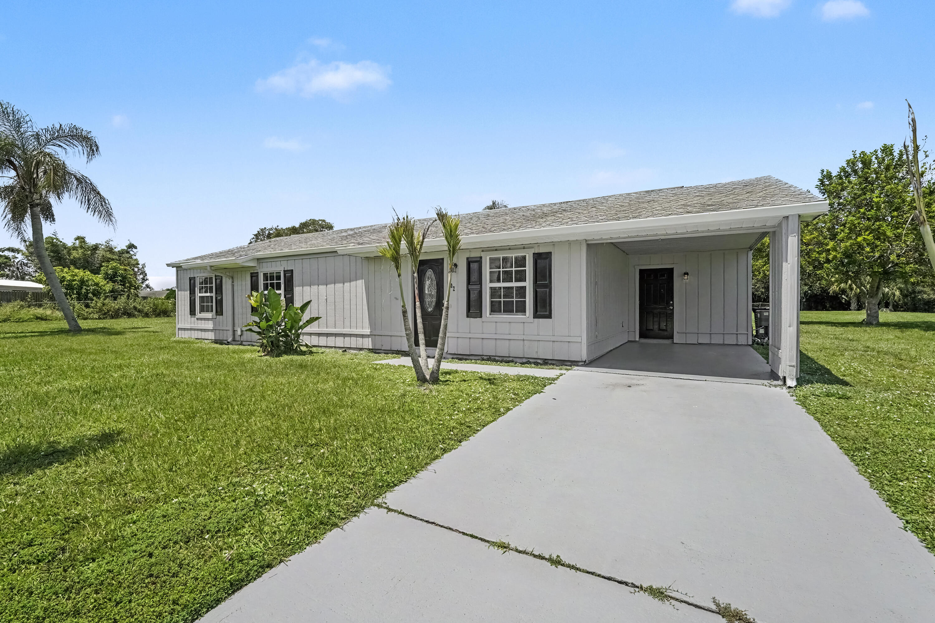 502 Ne Solida Circle Property Photo 32