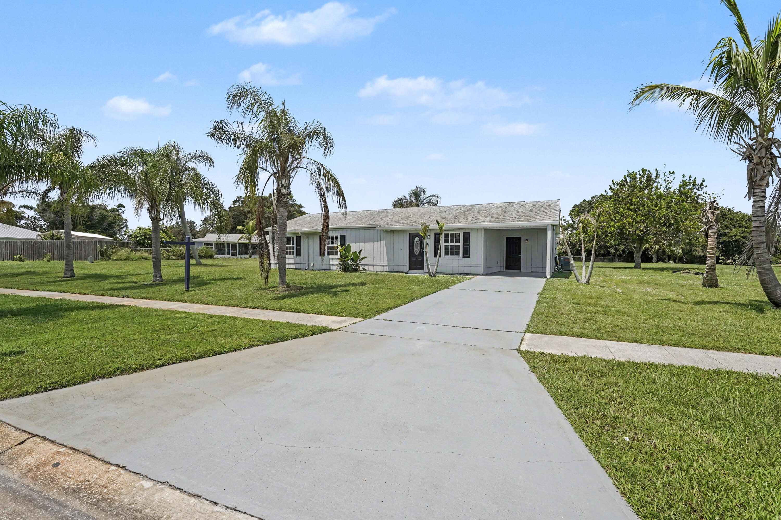 502 Ne Solida Circle Property Photo 35
