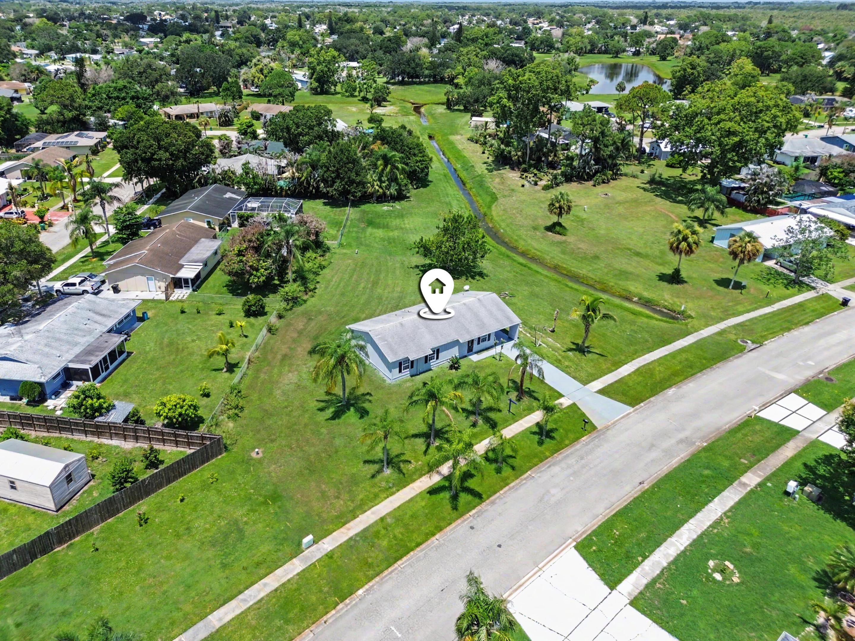 502 Ne Solida Circle Property Photo 45