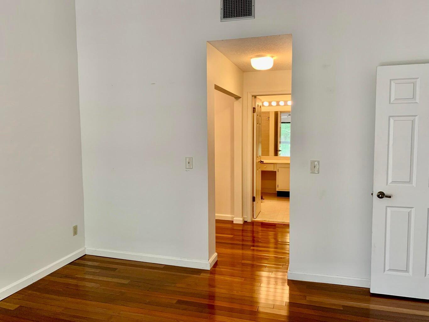 723 Windermere Way Property Photo 14