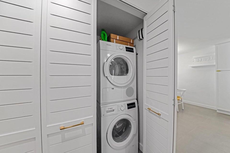 765 Jeffery Street 101 Property Photo 21