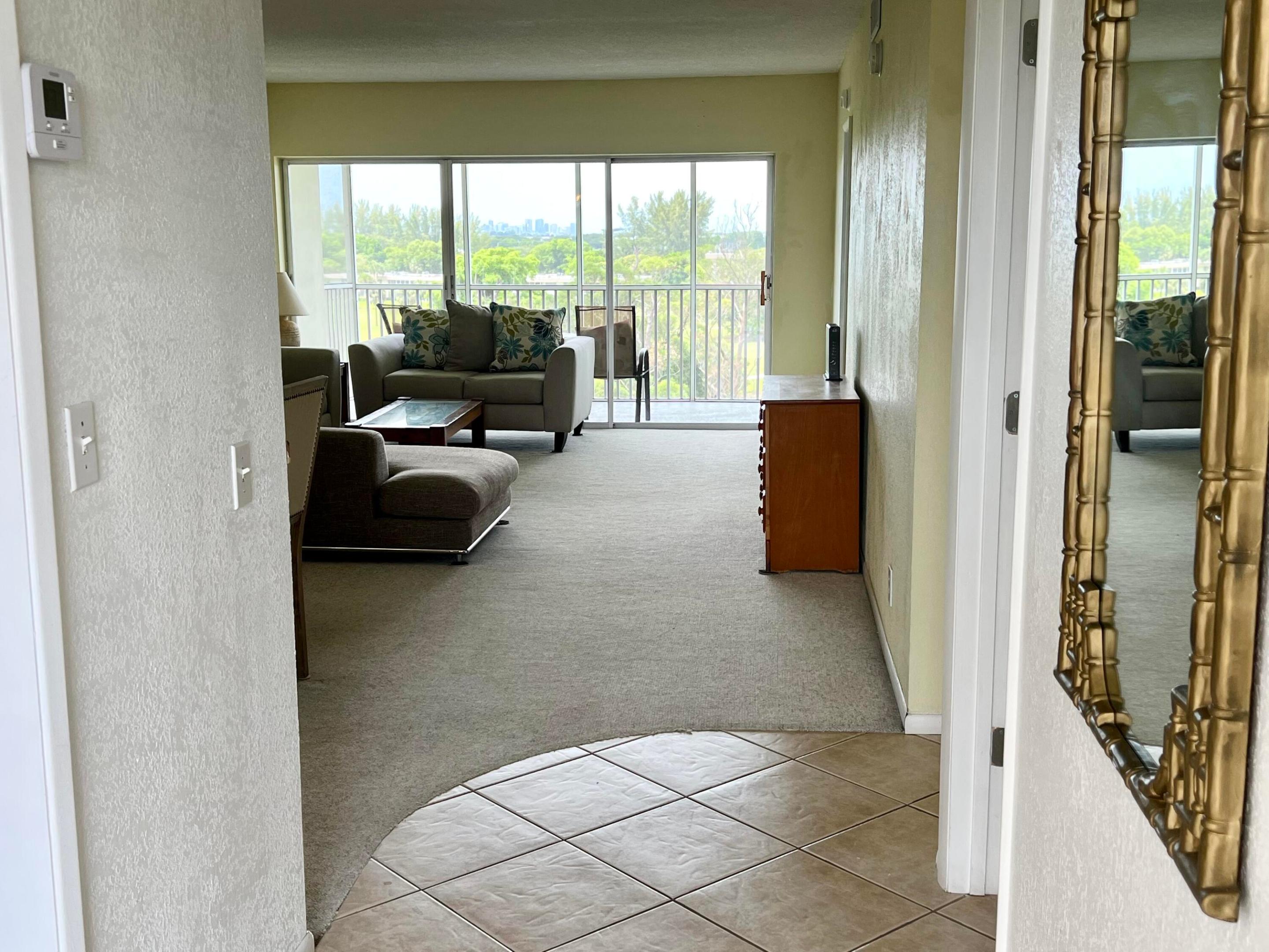 3000 N Palm Aire Drive 603 Property Photo 1