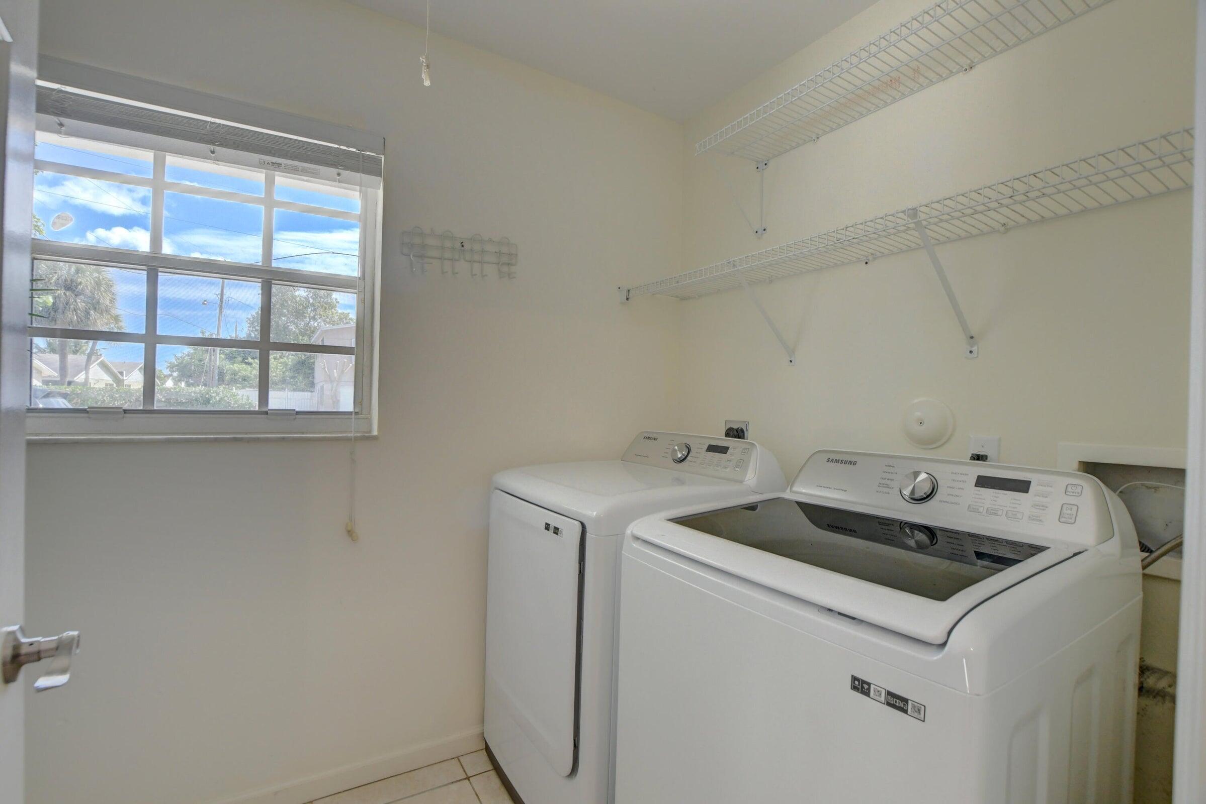2177 Se 1st Street A Property Photo 21