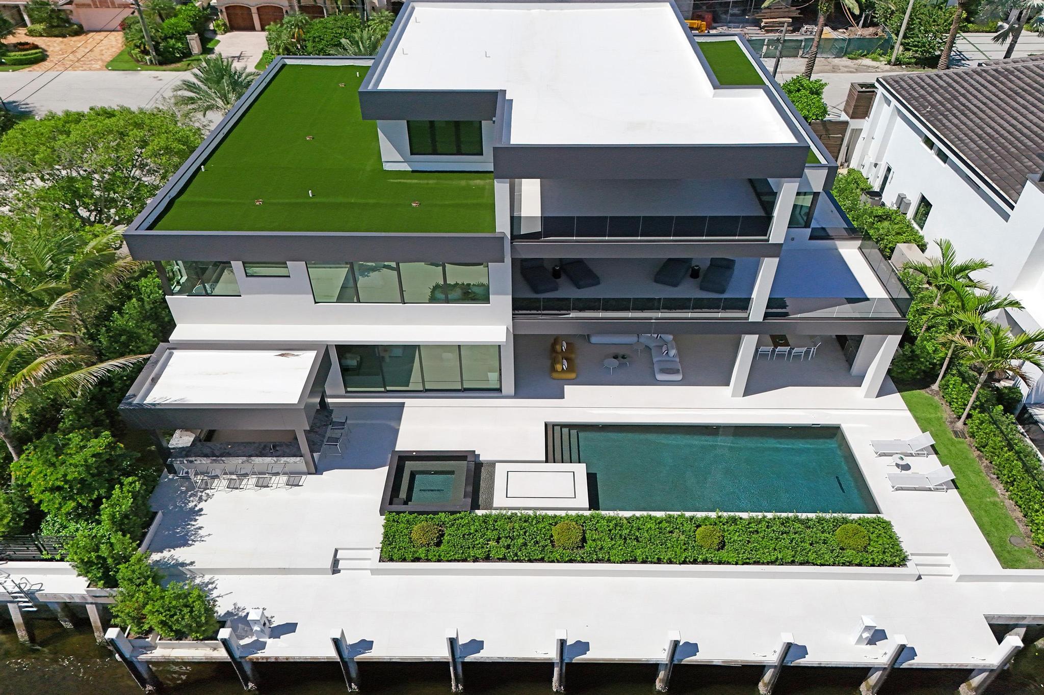 23 Isla Bahia Drive Property Photo 2