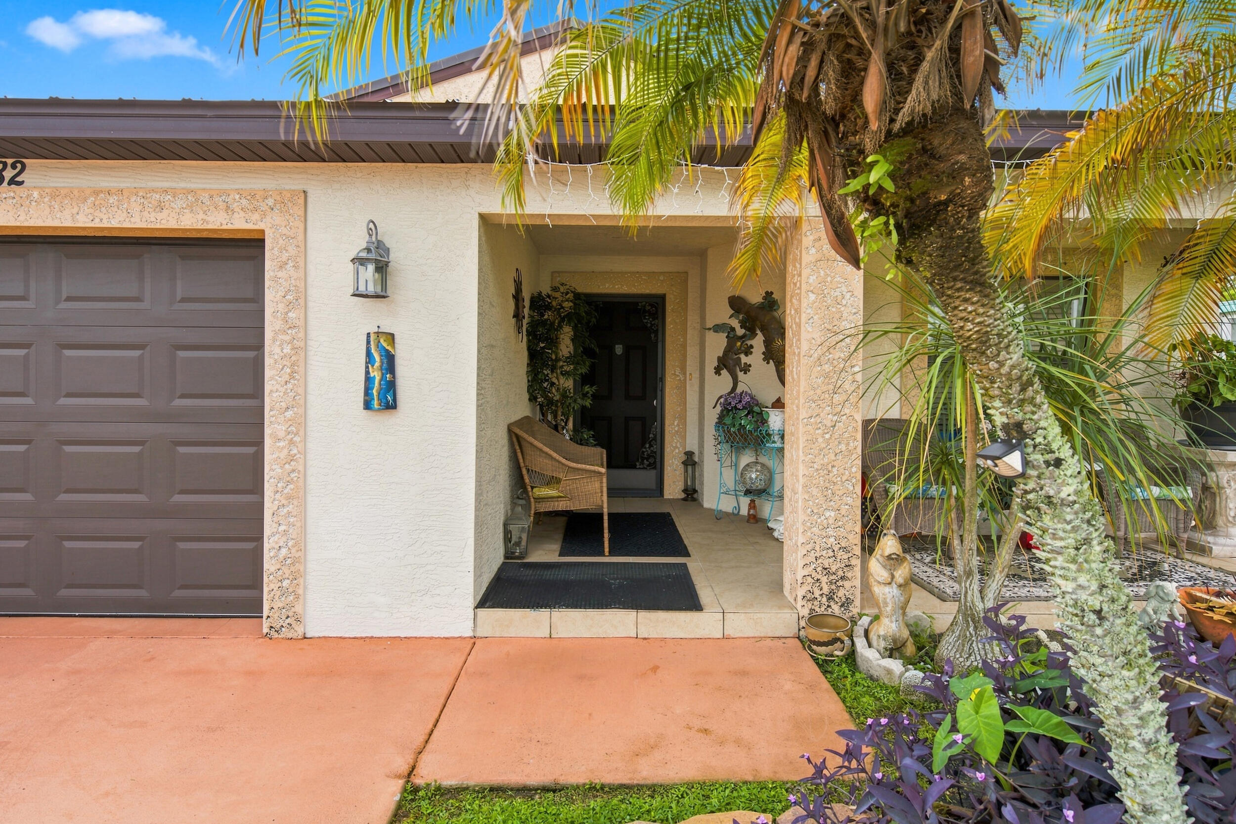 82 Mediterranean Boulevard E Property Photo 3