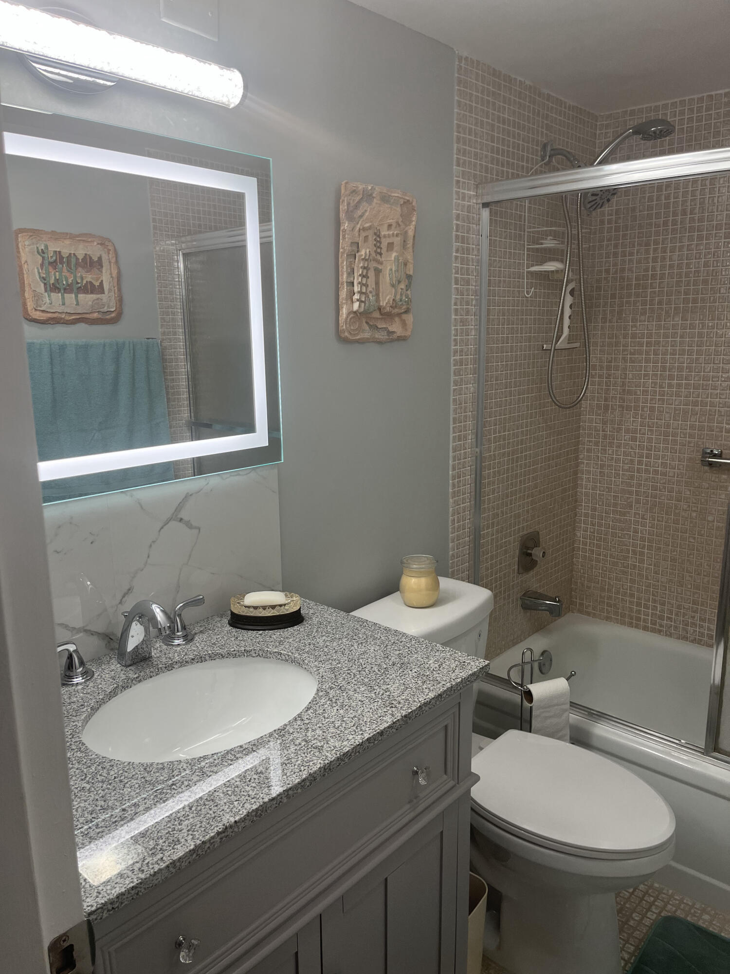 3011 Exeter A Property Photo 17
