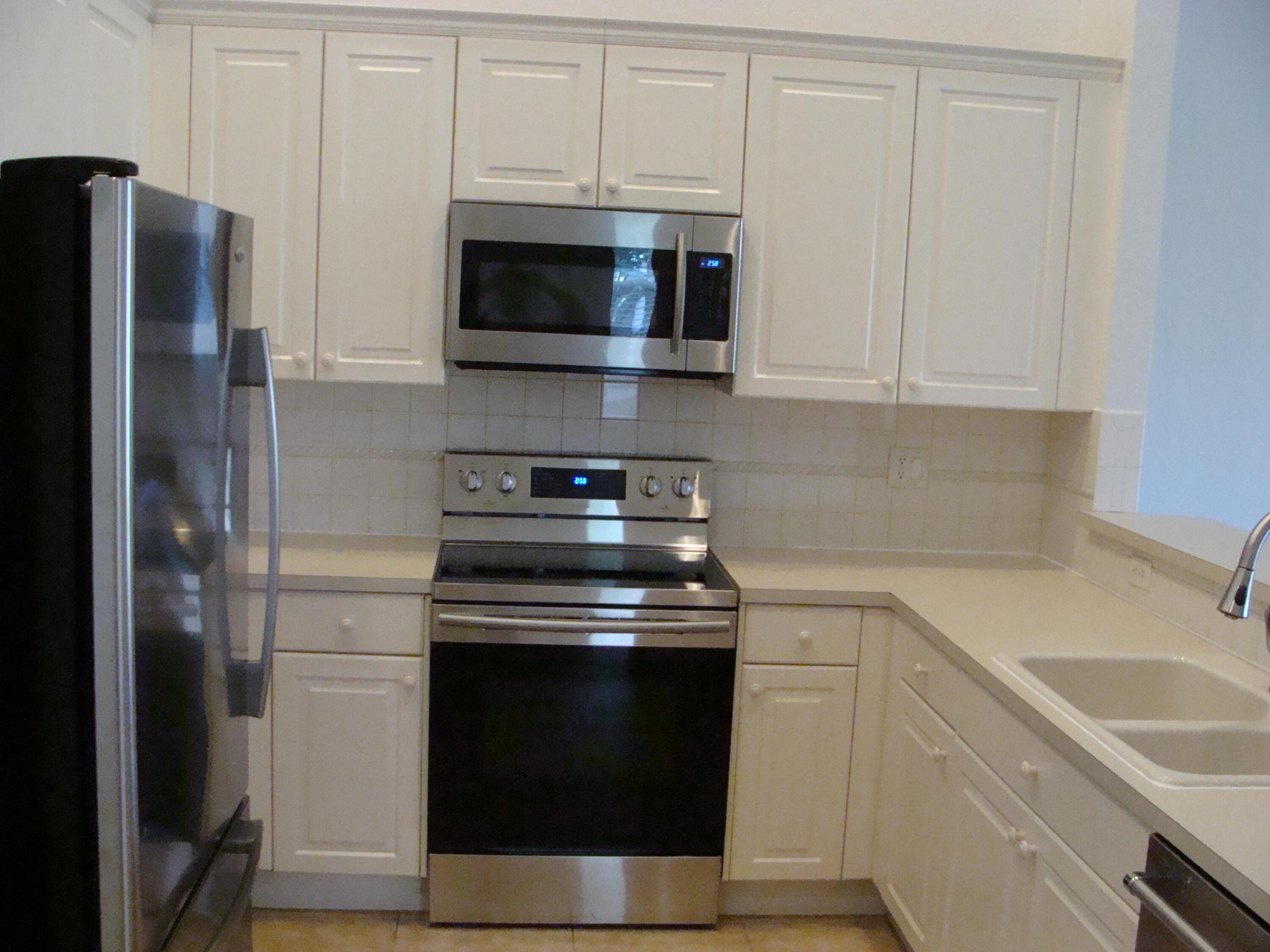 369 W Coral Trace Circle Property Photo 2