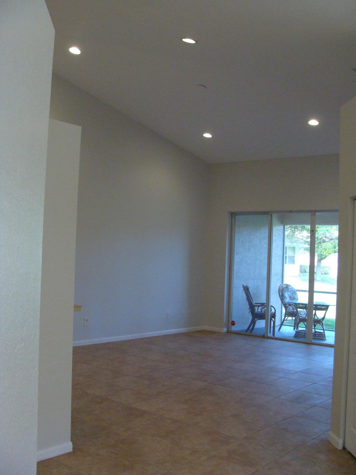 369 W Coral Trace Circle Property Photo 3