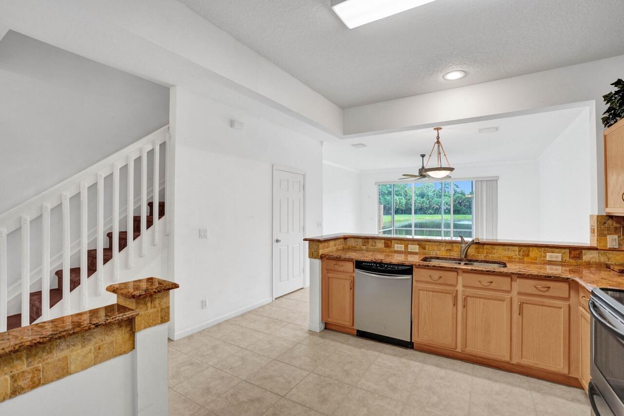 1102 Woodfield Road Property Photo 5