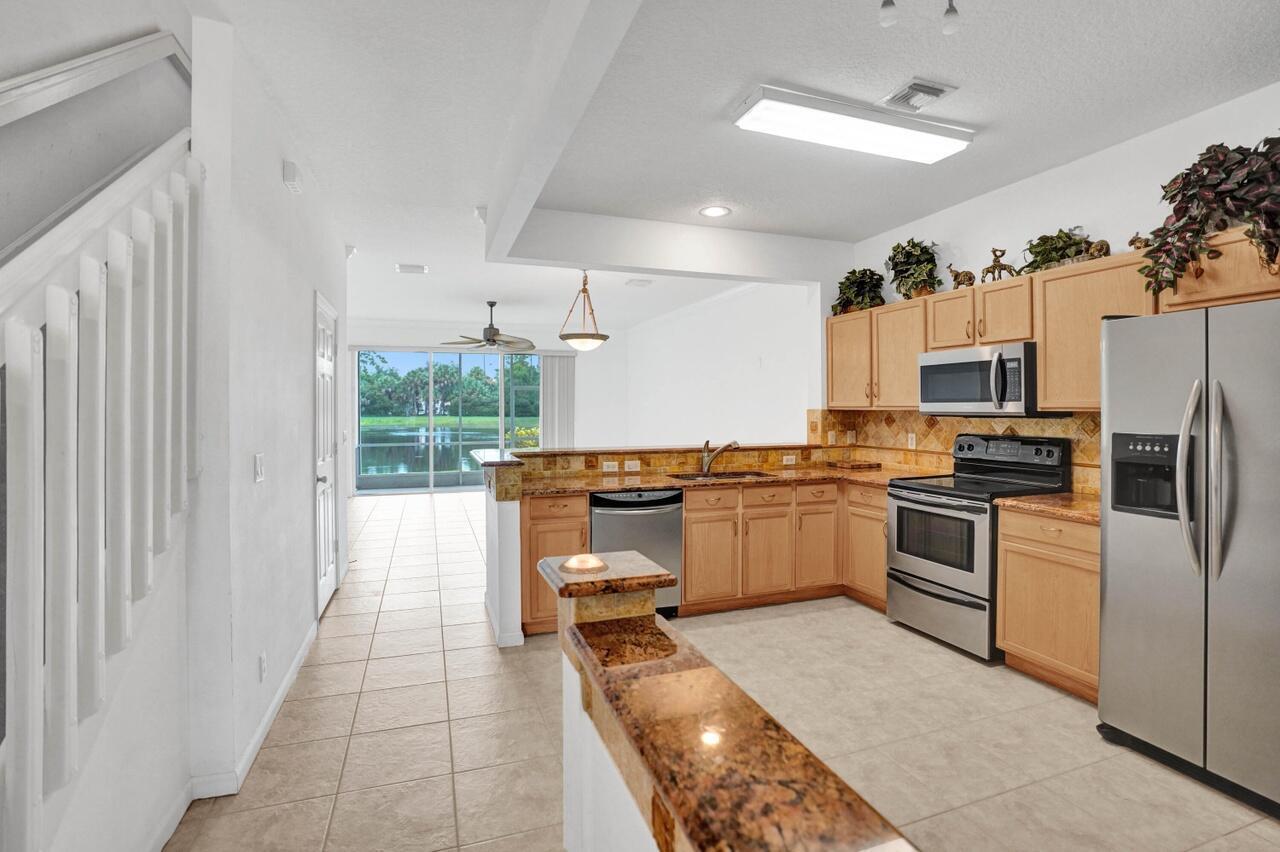 1102 Woodfield Road Property Photo 6