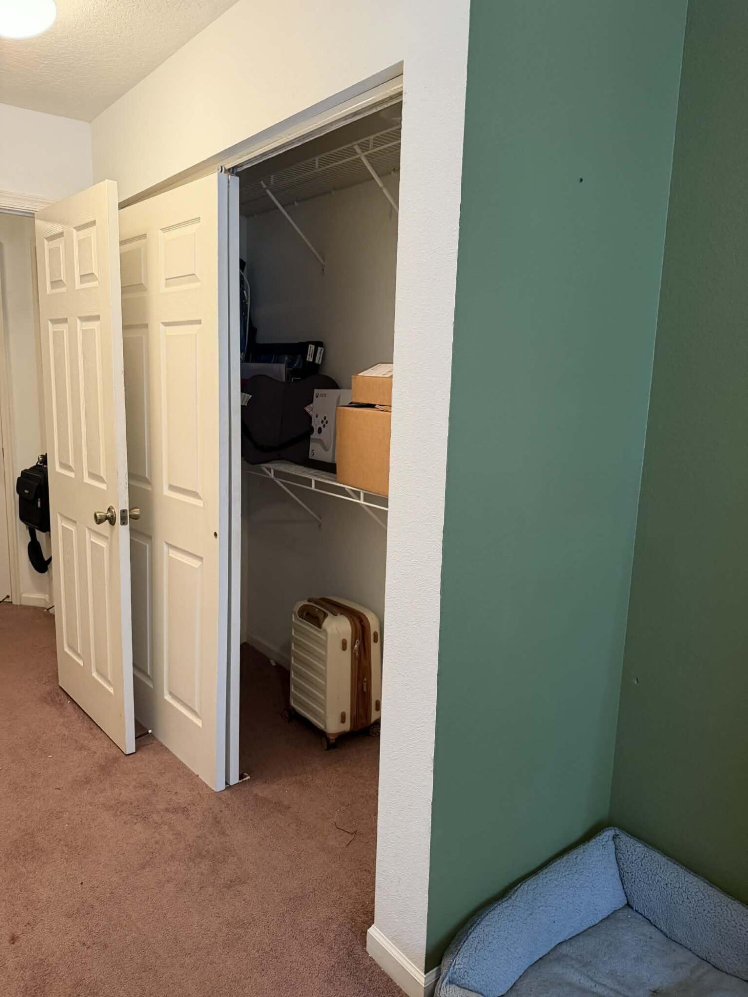 1102 Woodfield Road Property Photo 16
