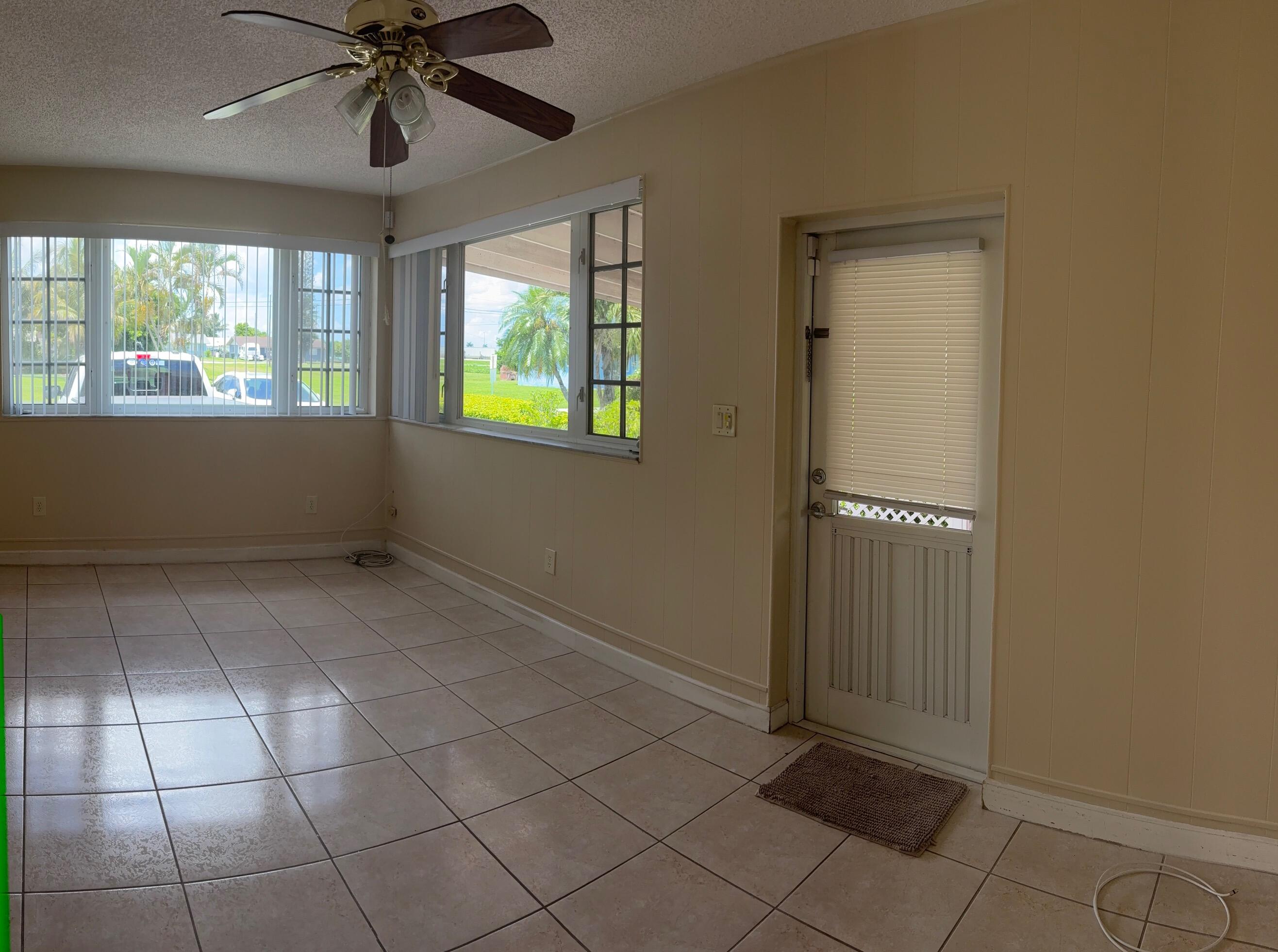 1117 Ne 23rd Street Property Photo 10