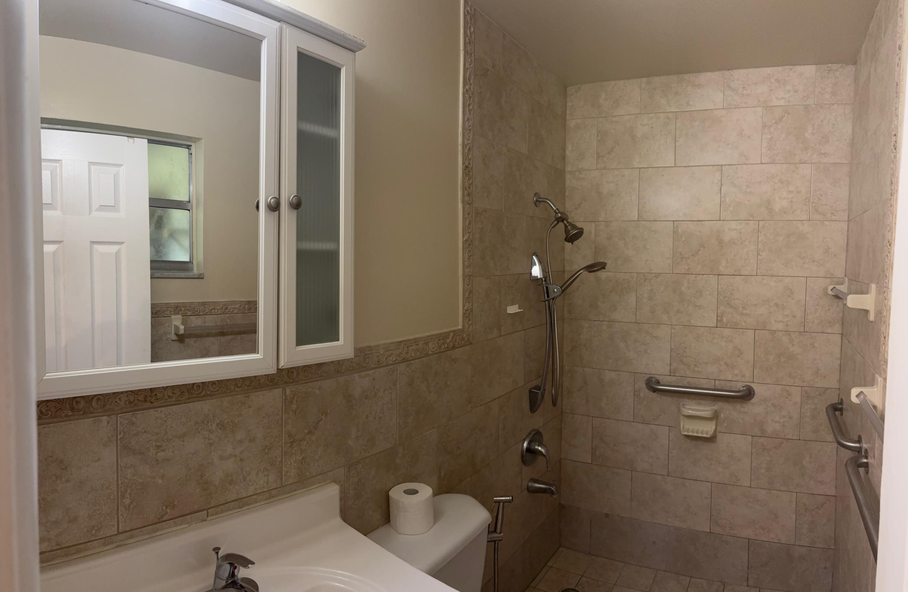 1117 Ne 23rd Street Property Photo 15