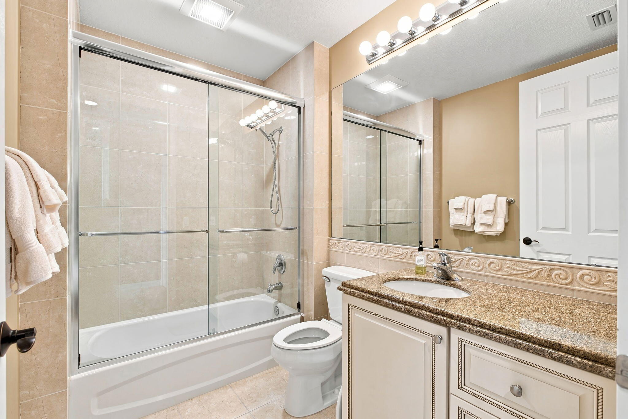 34 Harbour Isle Drive W Ph05 Property Photo 22