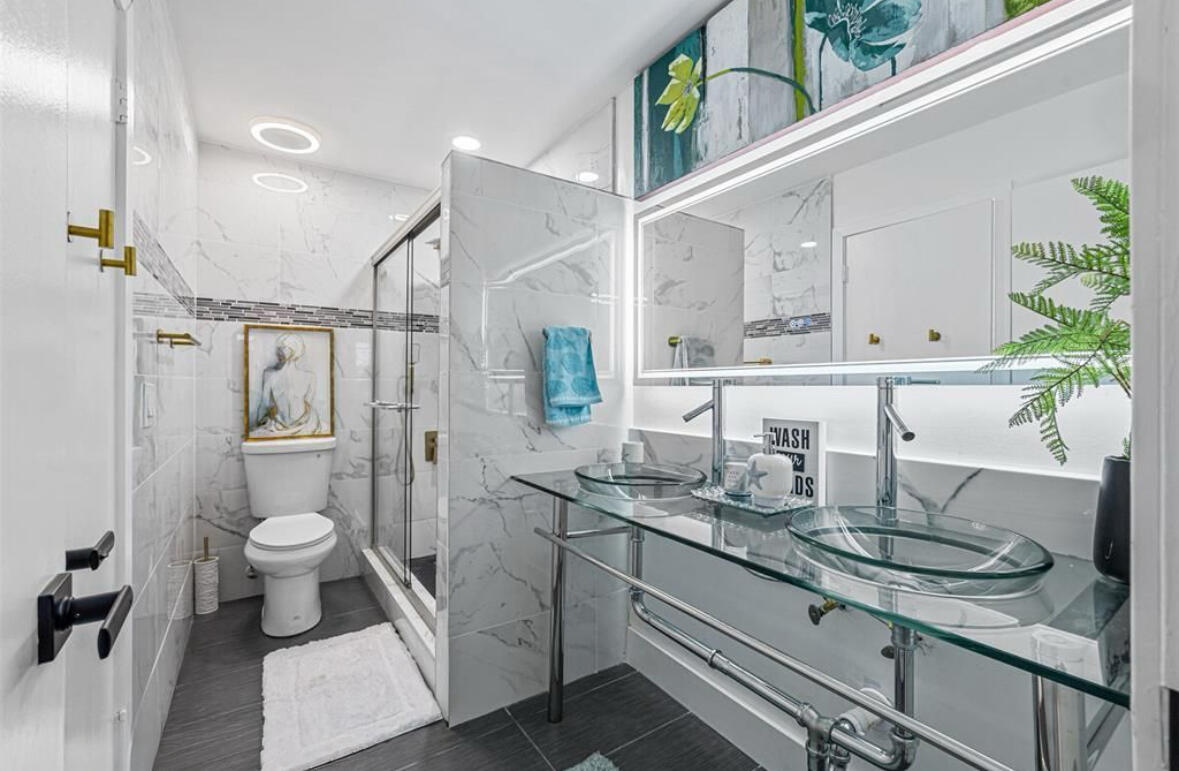 4225 N Highway A1a 17 Property Photo 19