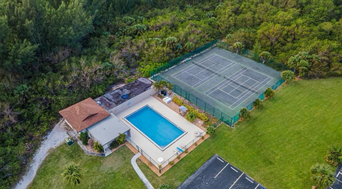 4225 N Highway A1a 17 Property Photo 28