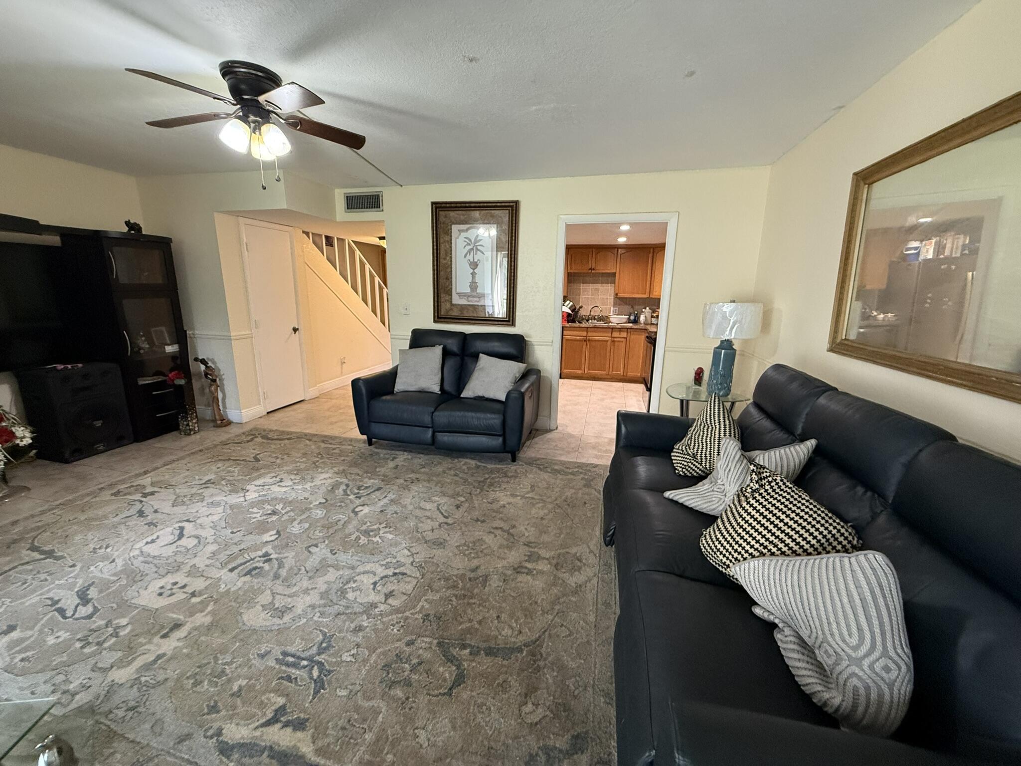 4136 Inverrary Drive 15c Property Photo 13