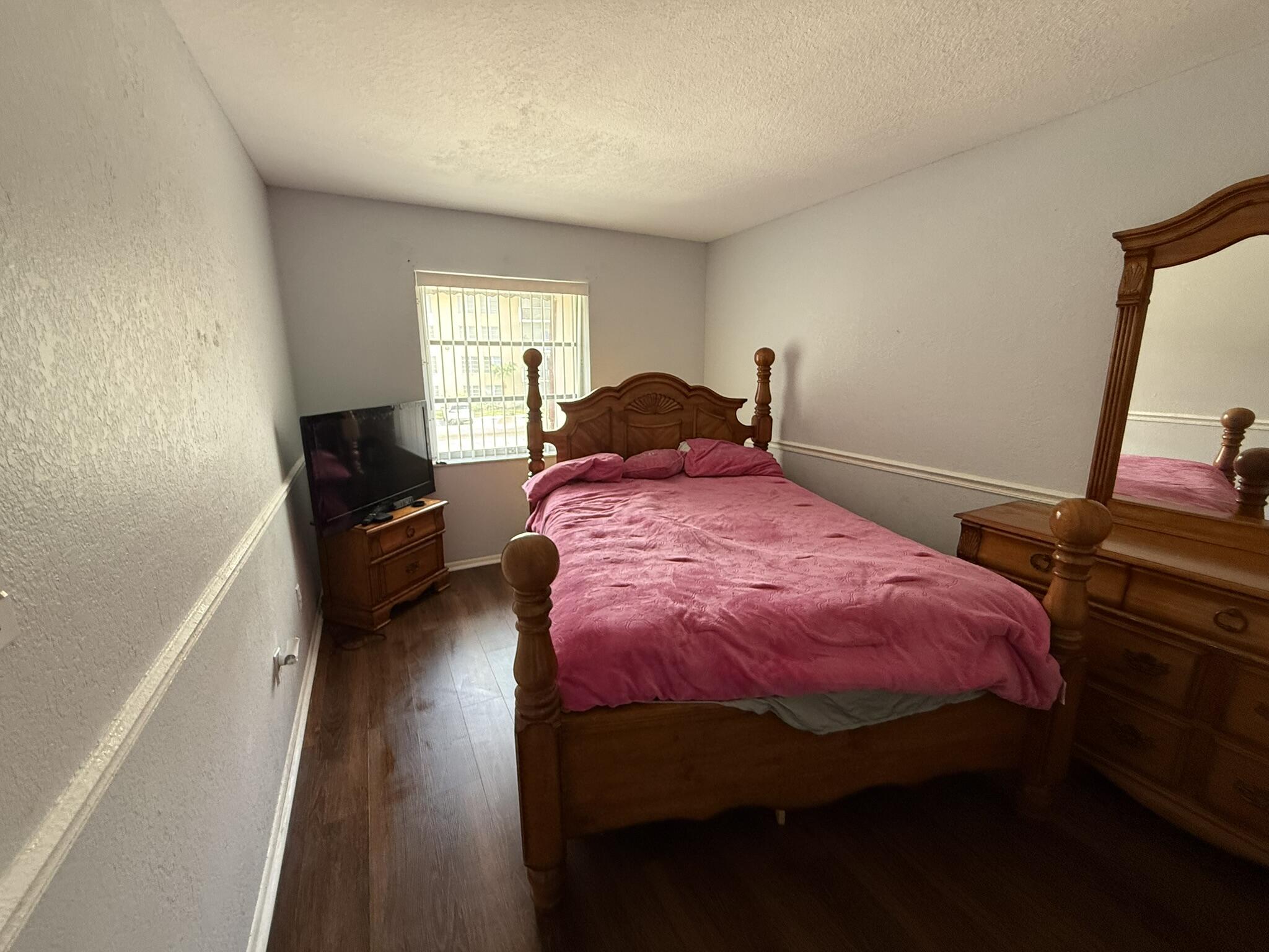 4136 Inverrary Drive 15c Property Photo 23