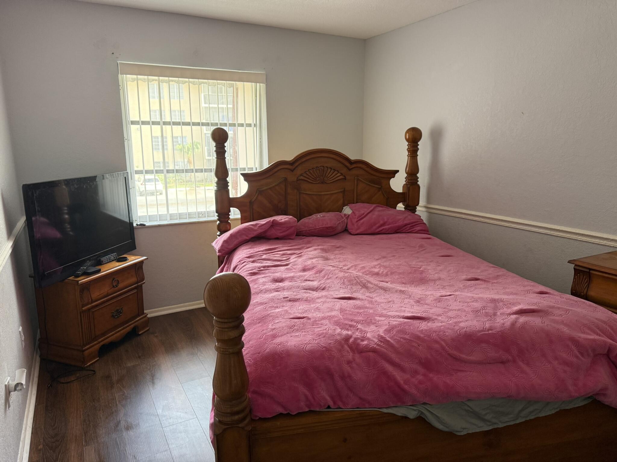 4136 Inverrary Drive 15c Property Photo 24