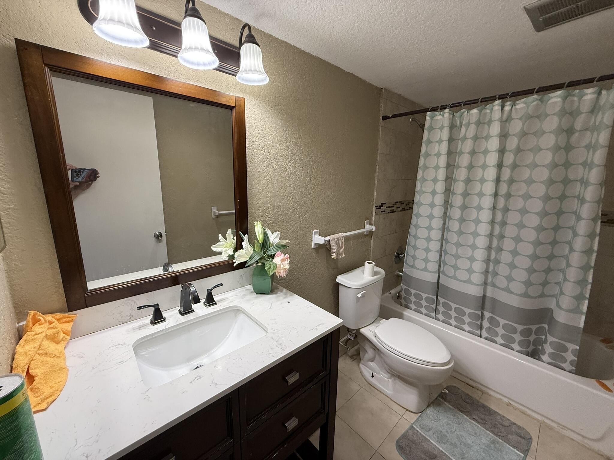 4136 Inverrary Drive 15c Property Photo 25
