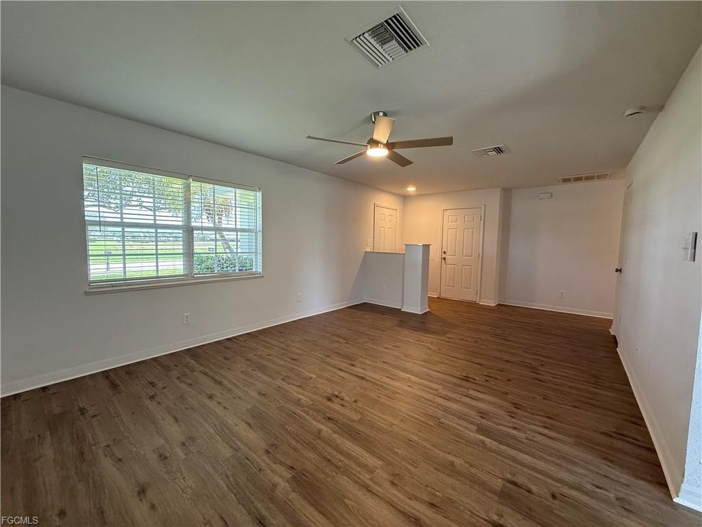 724 Orchard Park Drive Property Photo 4