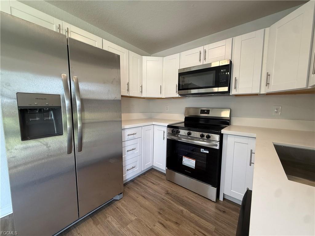 724 Orchard Park Drive Property Photo 5