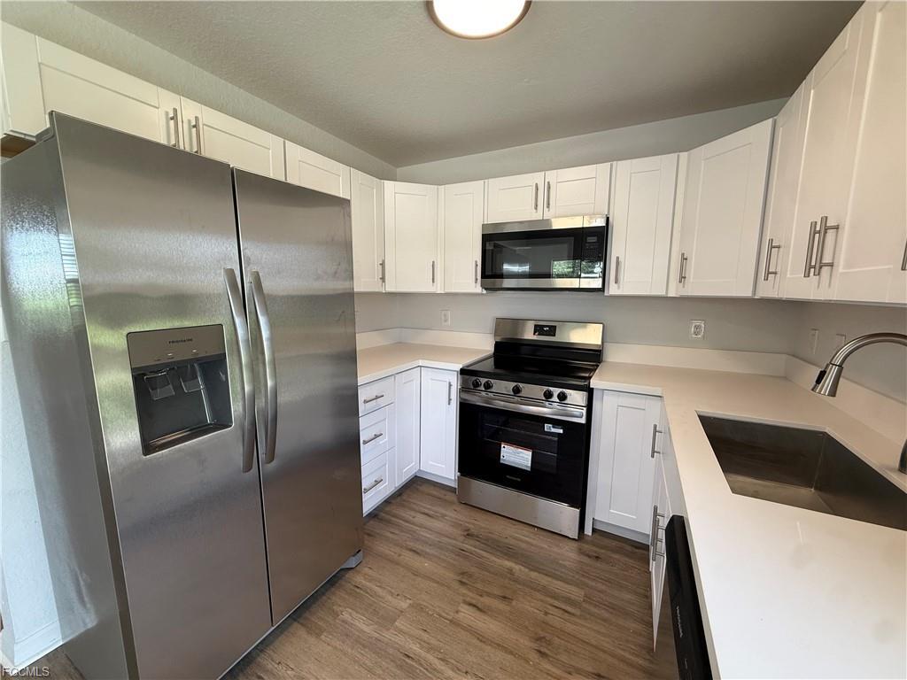 724 Orchard Park Drive Property Photo 6