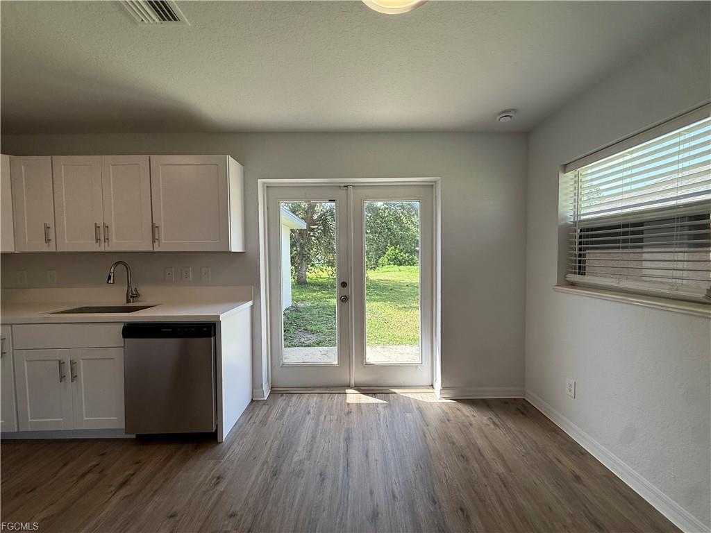 724 Orchard Park Drive Property Photo 9