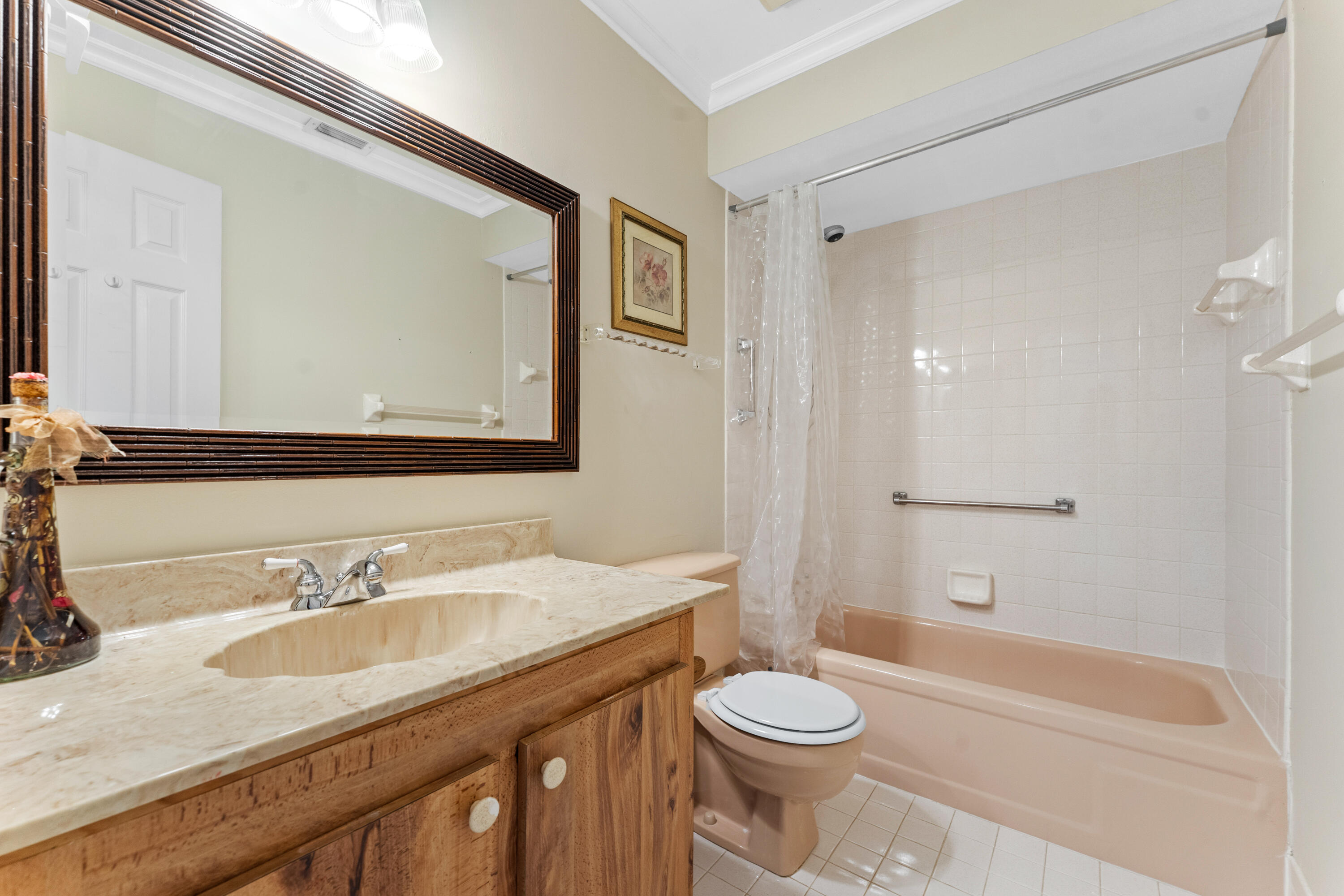 1634 Palmland Drive Property Photo 12