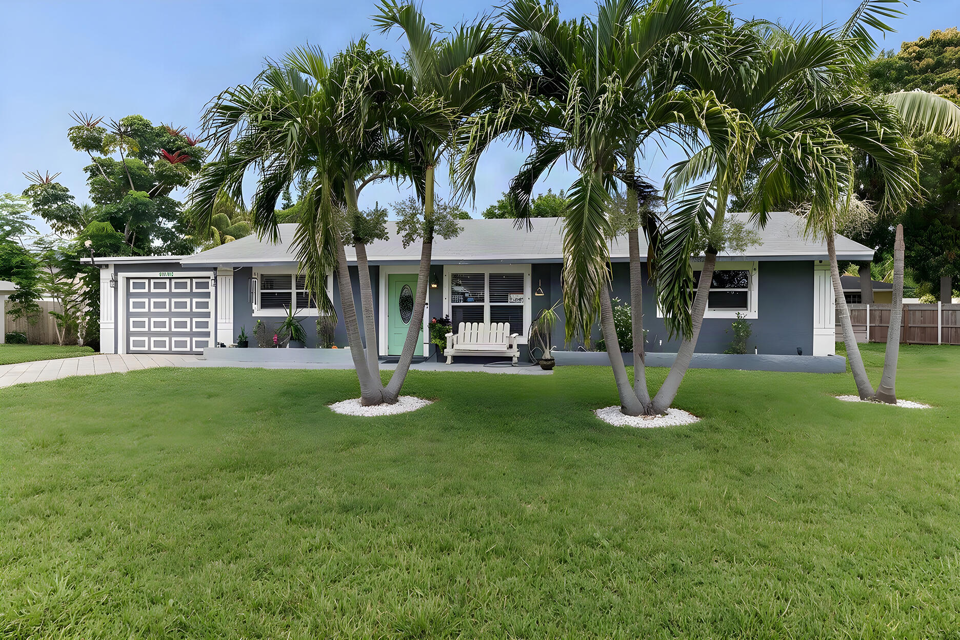 415 SW 7th Court