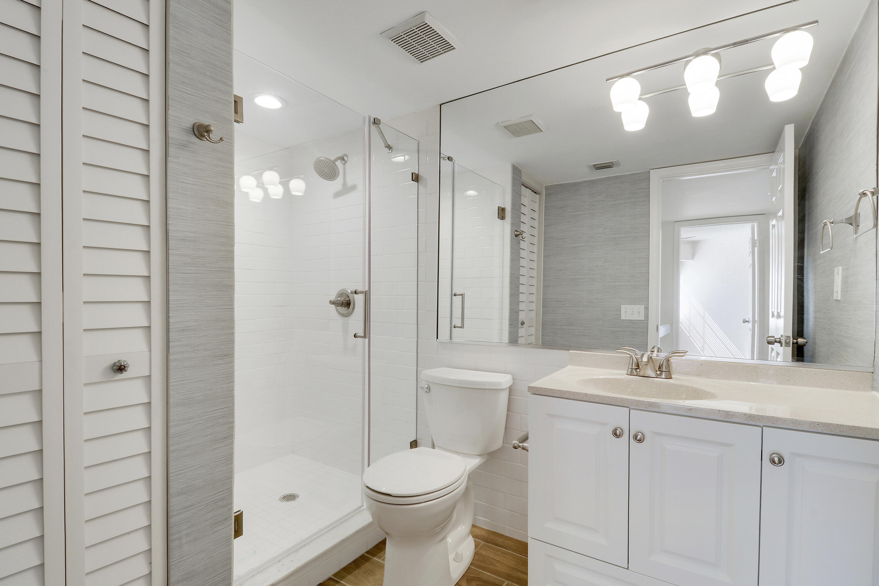 4348 Hazel Avenue D Property Photo 22