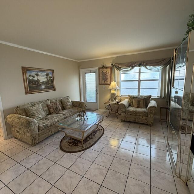 6 Abbey Lane 104 Property Photo 14