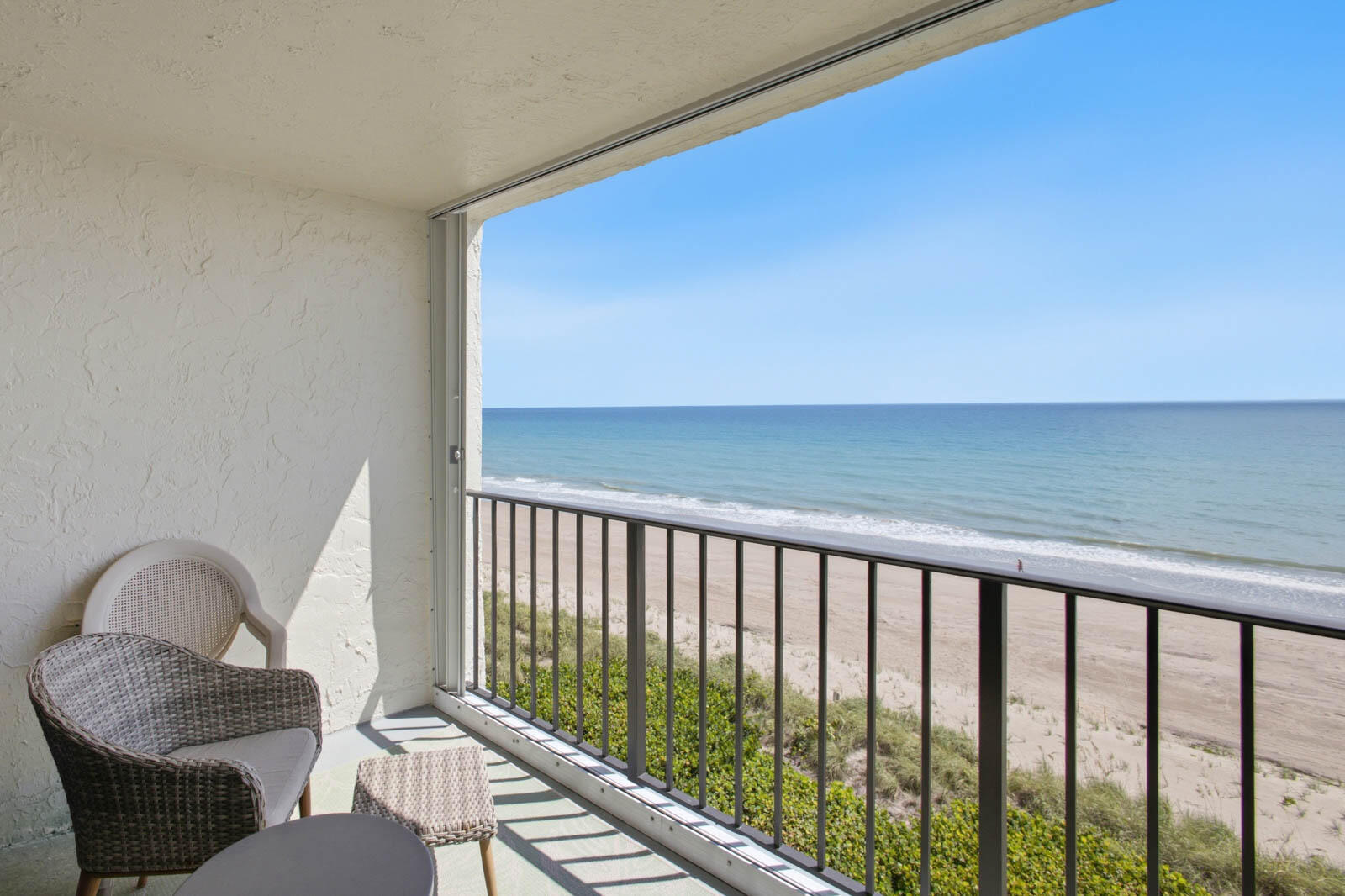 9490 S Ocean Drive A-615 Property Photo 9