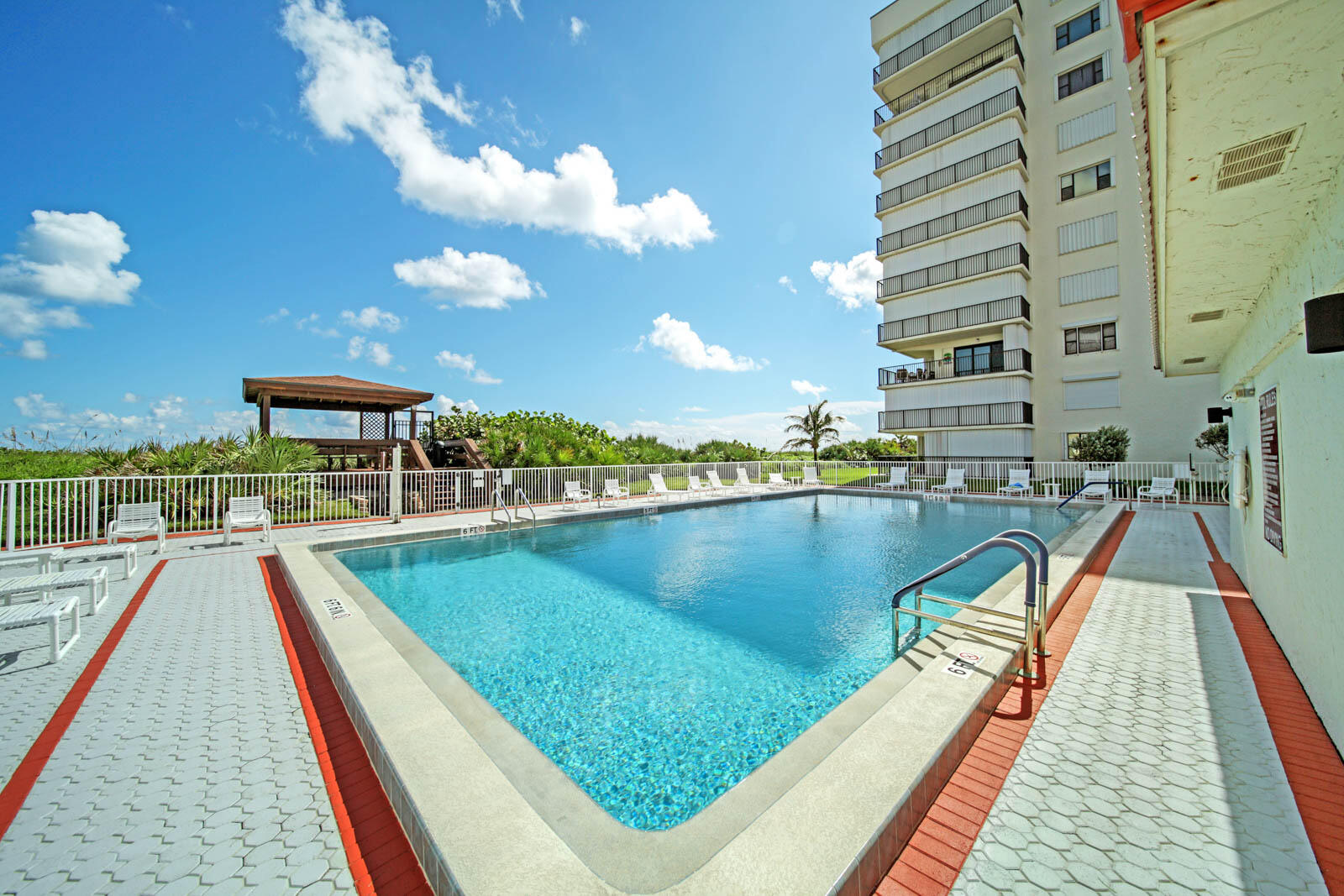9490 S Ocean Drive A-615 Property Photo 43