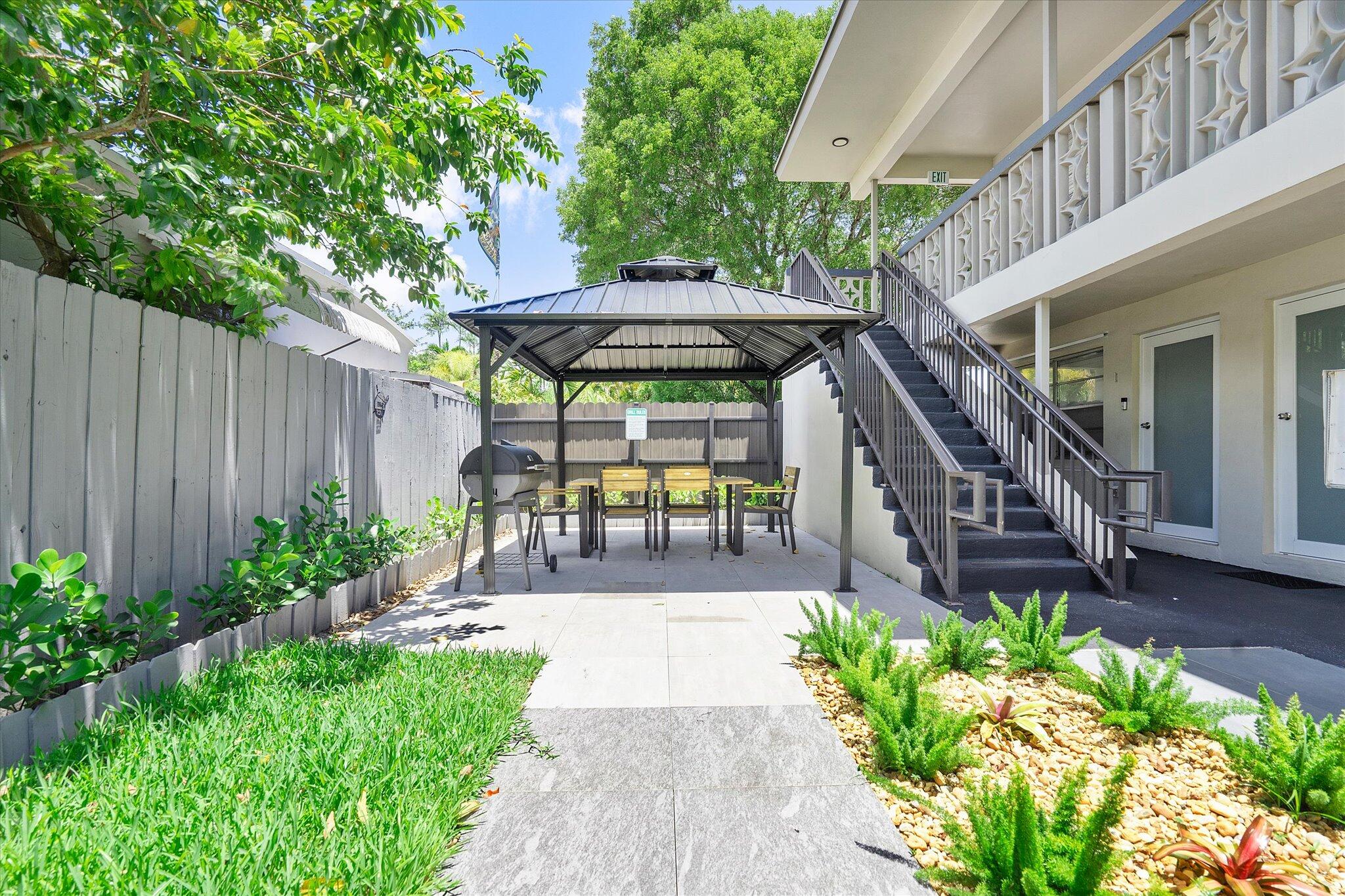 1638 Plunkett Street 9 Property Photo 1
